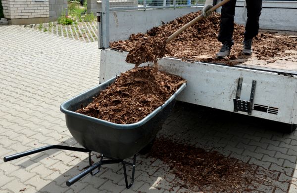 Bulk Mulch Delivery in Chesterfield